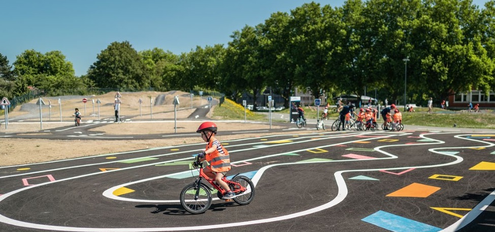 cours d'écoles actives et sportives